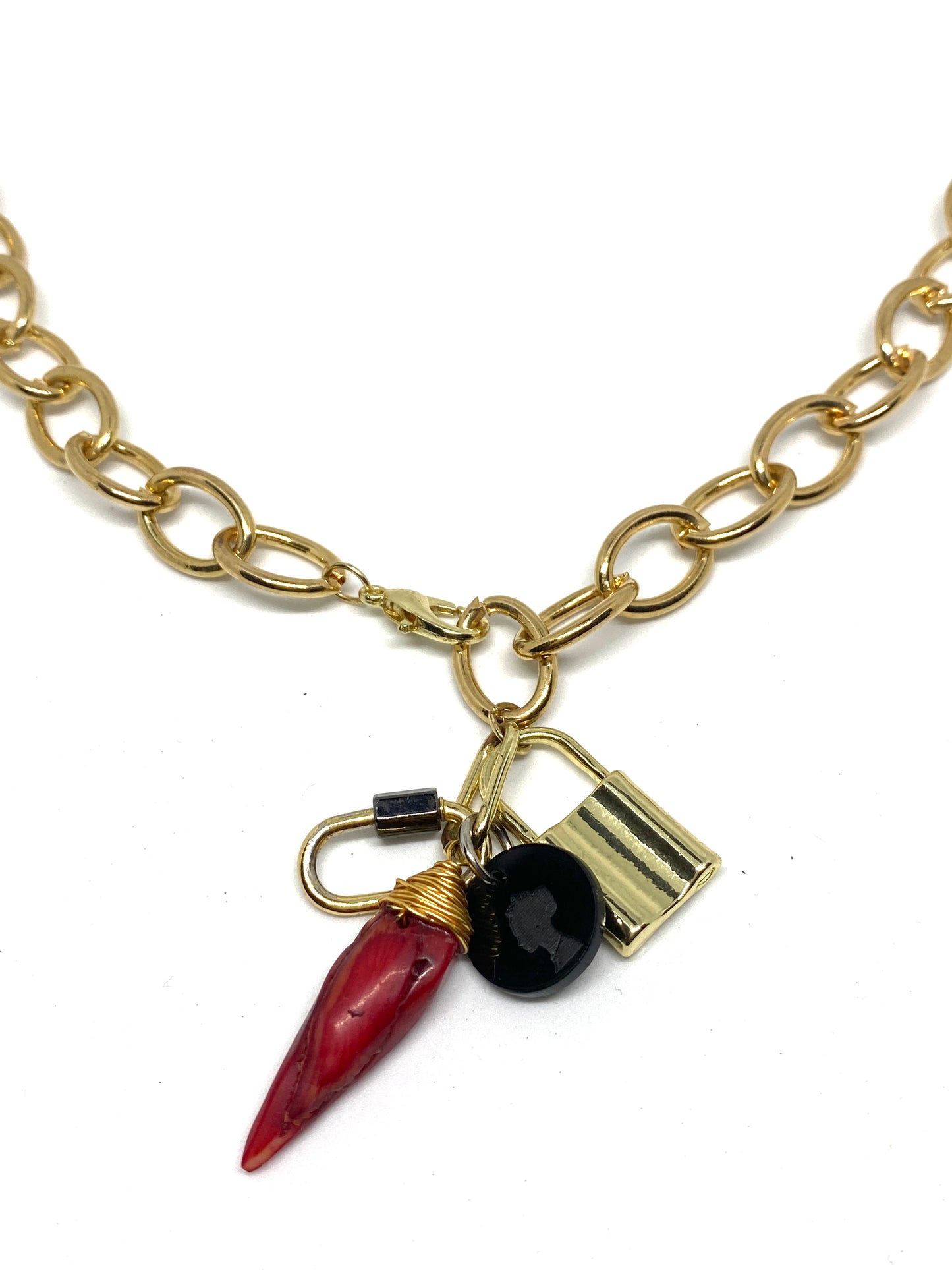 COLLAR LUCKY