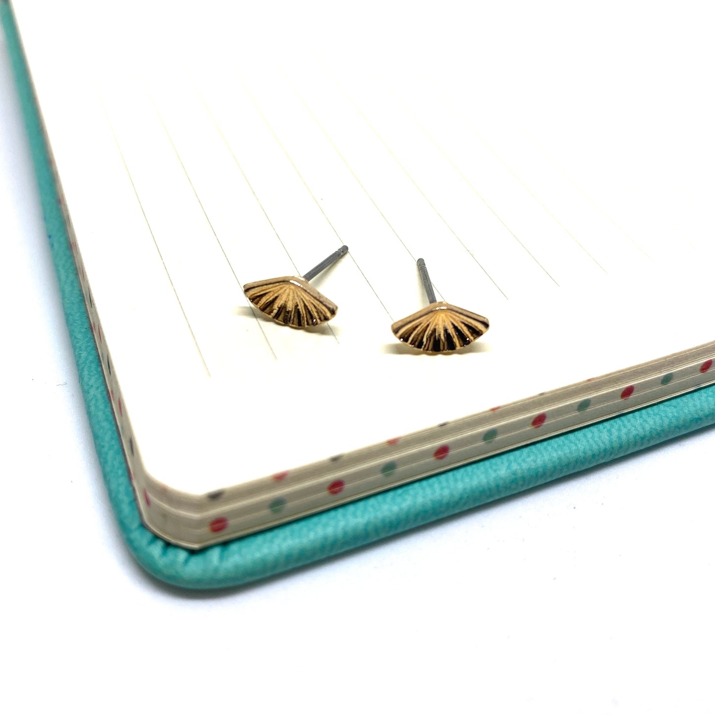 ARITOS STUDS ARETHA