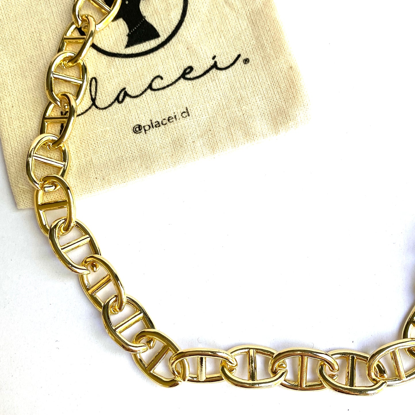 COLLAR CAPRI