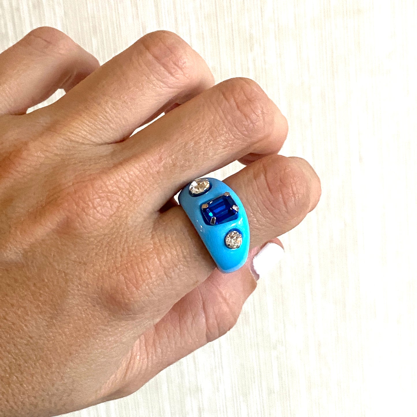 ANILLO LEDA